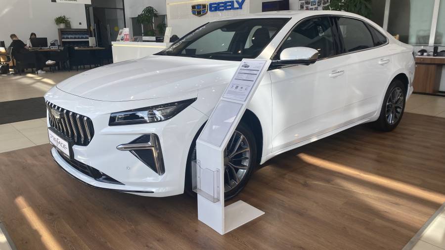 Автомобиль Geely Preface