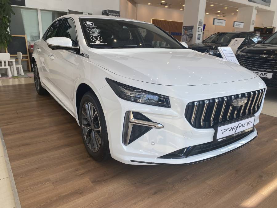 Автомобиль Geely Preface