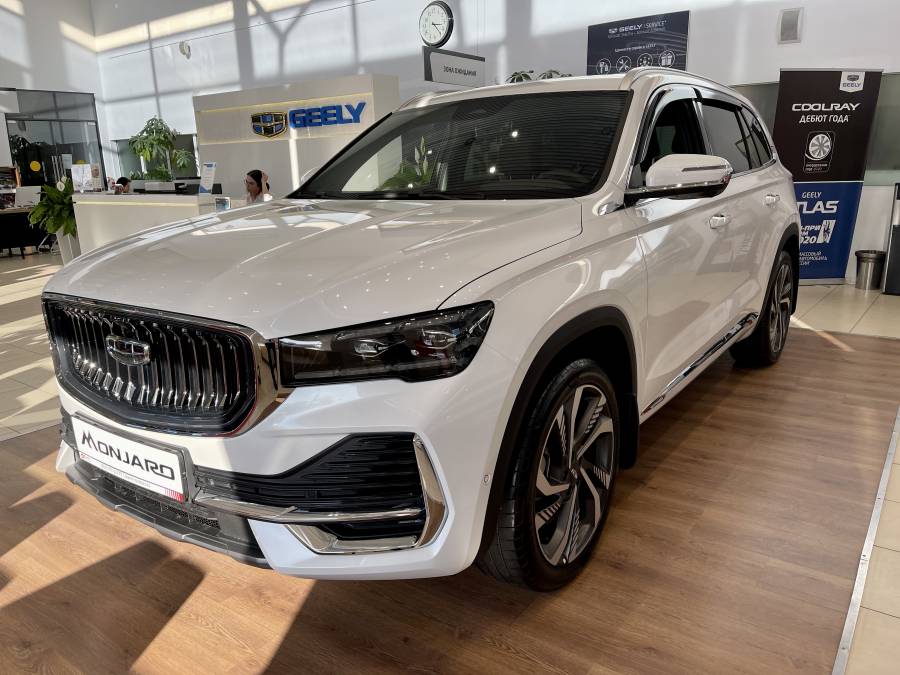 Автомобиль Geely Monjaro