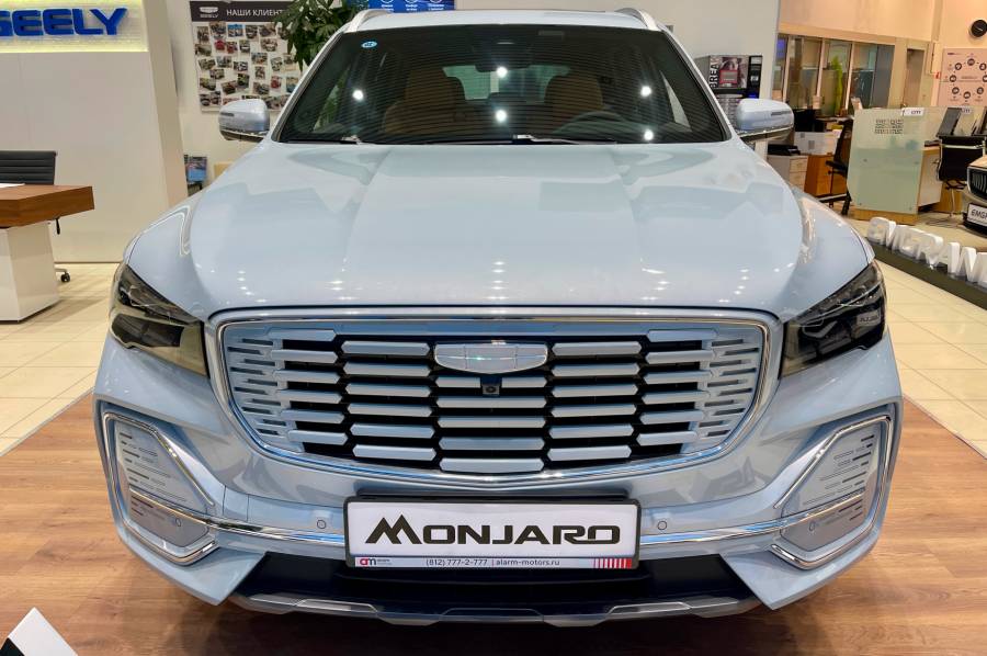Автомобиль Geely Monjaro 