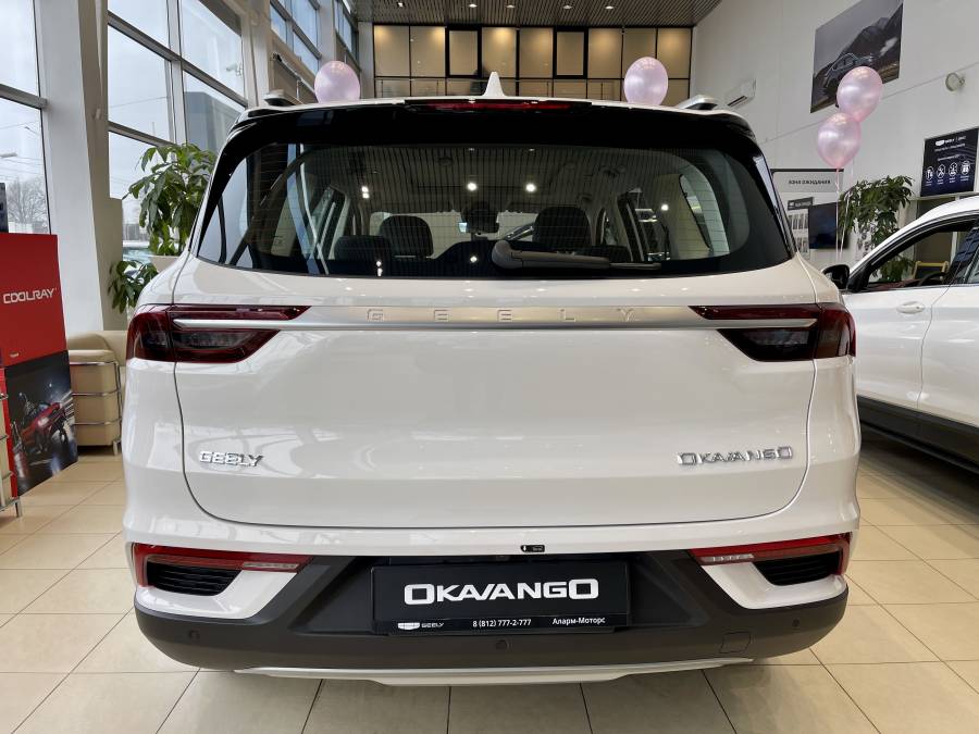 Автомобиль Geely Okavango